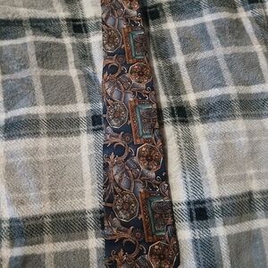 Classic Paisley Tie in Navy and Brown